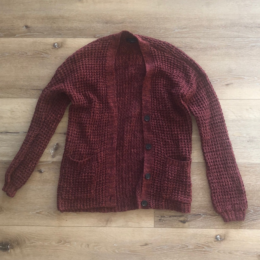 American Eagle sweater 🔥